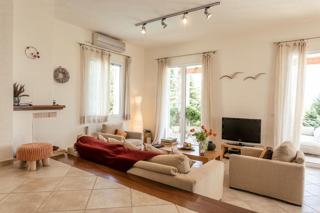 Dream Summer Villa Porto Heli Exterior foto